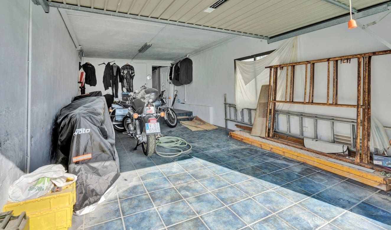 3 bedroom Villa for sale in Benissa with garage - € 1,500,000 (Ref: 8800123)