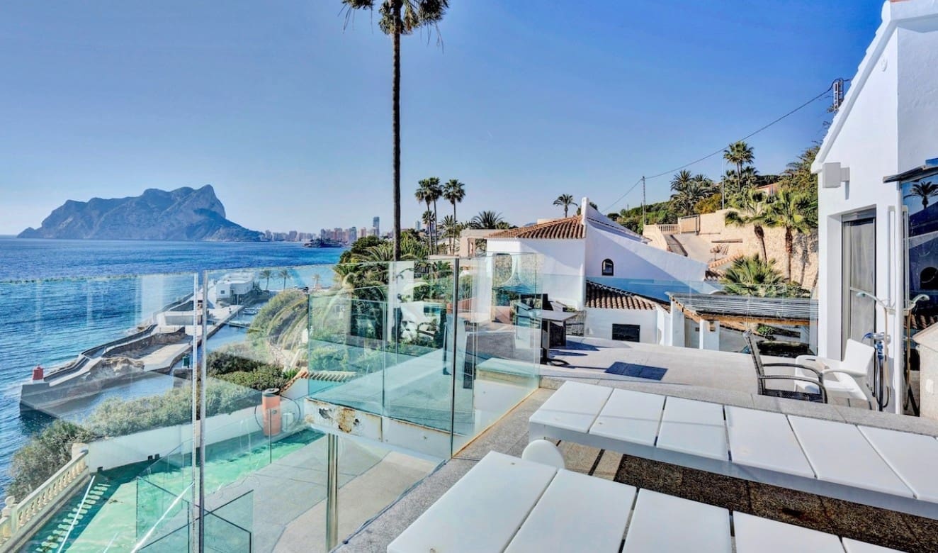 3 bedroom Villa for sale in Benissa with garage - € 1,500,000 (Ref: 8800123)