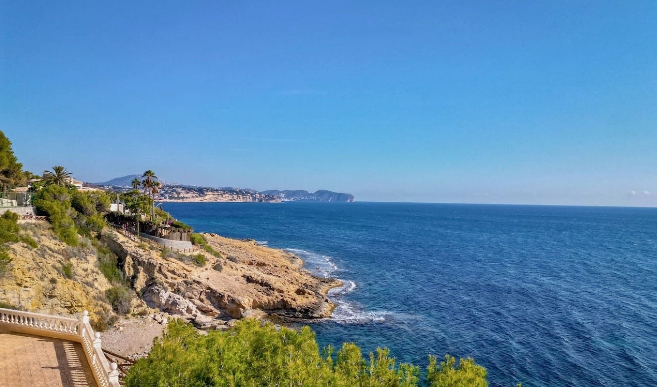 3 bedroom Villa for sale in Benissa with garage - € 1,500,000 (Ref: 8800123)