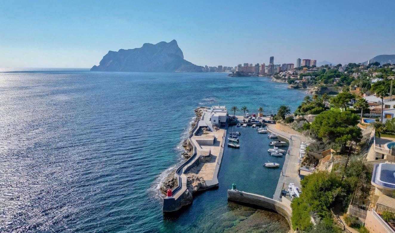 3 bedroom Villa for sale in Benissa with garage - € 1,500,000 (Ref: 8800123)