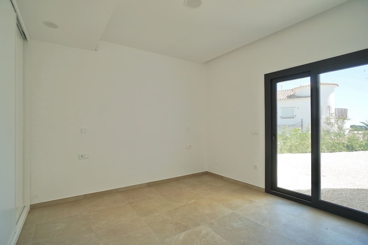 3 soveværelse Villa til salg i Benissa med swimmingpool garage - € 1.175.000 (Ref: 8826056)