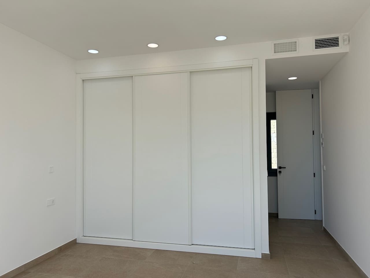 3 soveværelse Villa til salg i Benissa med swimmingpool garage - € 1.175.000 (Ref: 8826056)