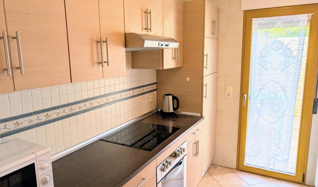 3 slaapkamer Villa te koop in Cumbre del Sol met zwembad - € 499.000 (Ref: 8874443)