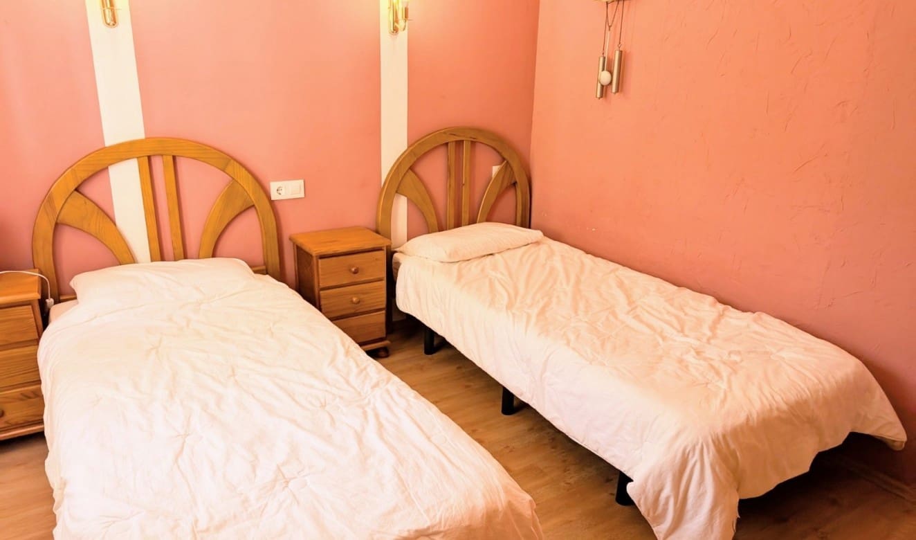 3 slaapkamer Villa te koop in Cumbre del Sol met zwembad - € 499.000 (Ref: 8874443)