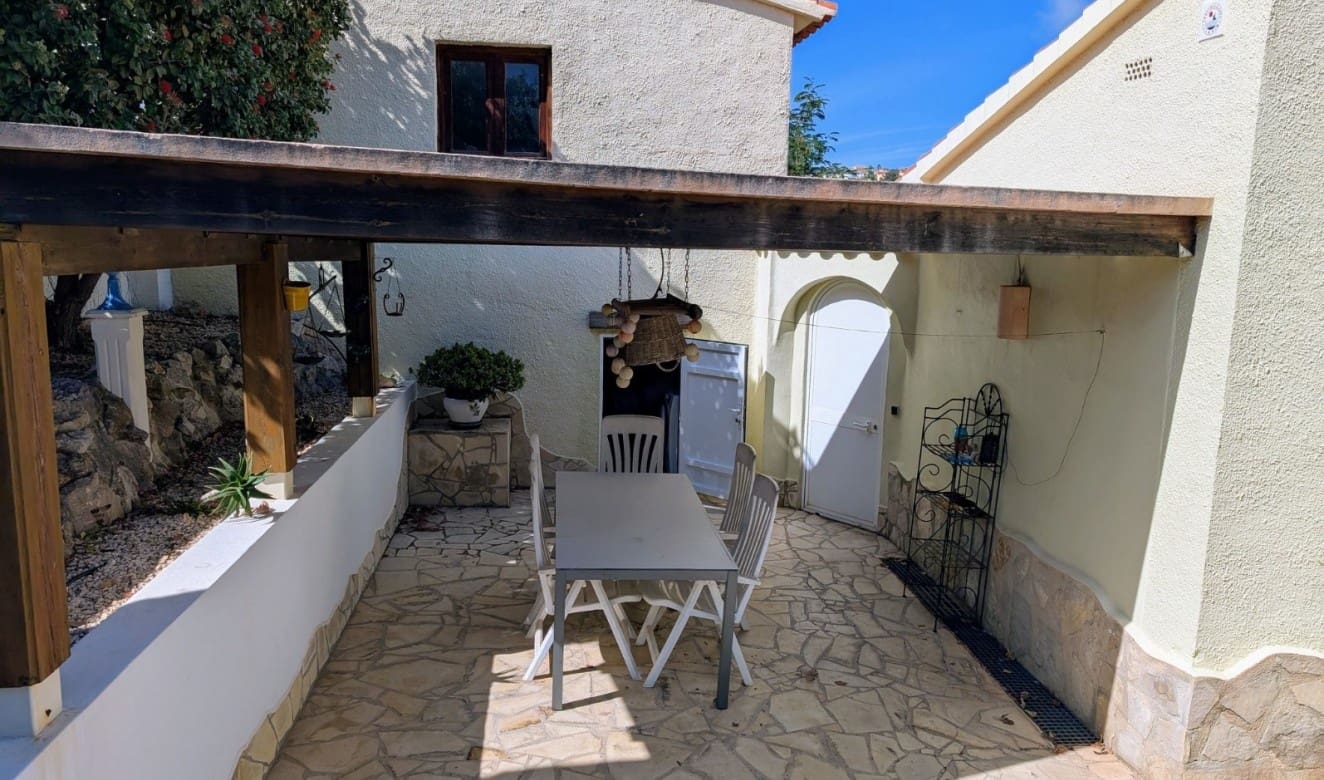 3 slaapkamer Villa te koop in Cumbre del Sol met zwembad - € 499.000 (Ref: 8874443)