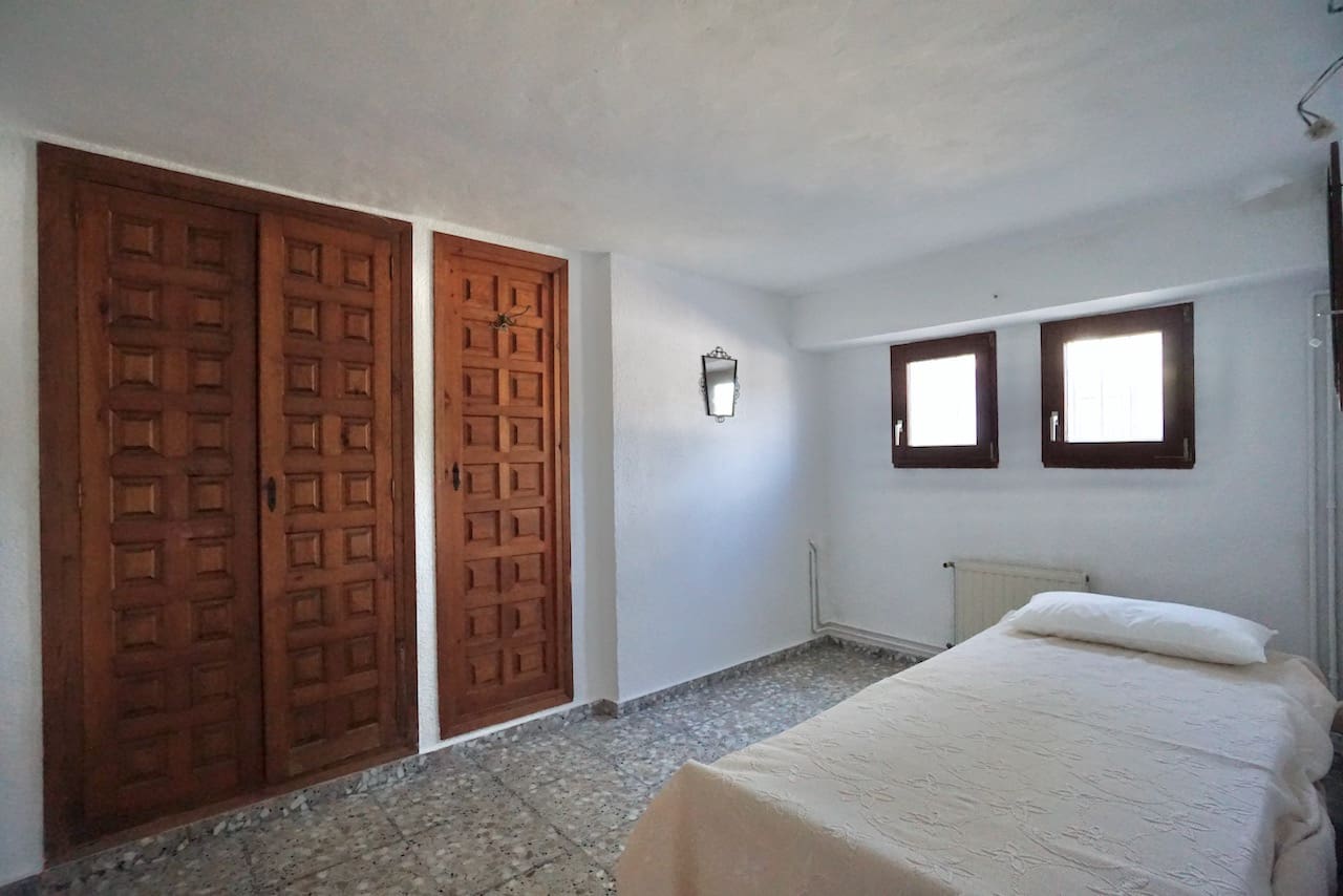 4 bedroom Villa for sale in Benissa with pool garage - € 595,000 (Ref: 8904964)