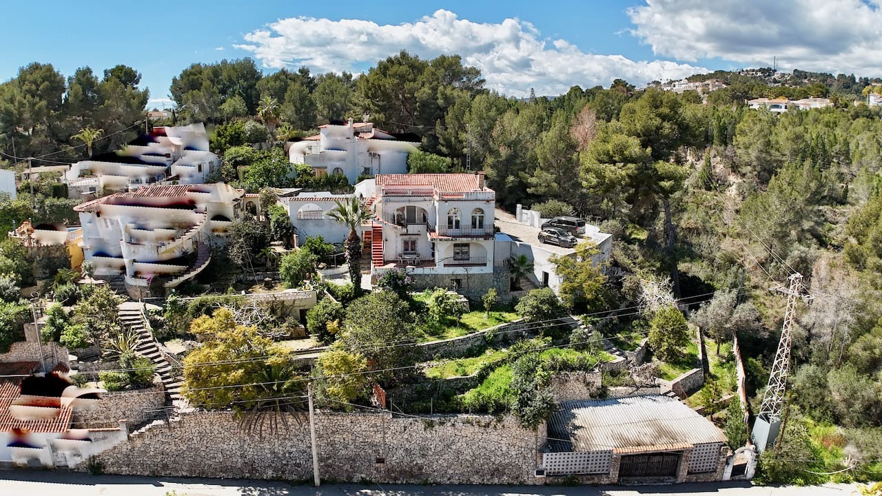 4 bedroom Villa for sale in Benissa with pool garage - € 595,000 (Ref: 8904964)