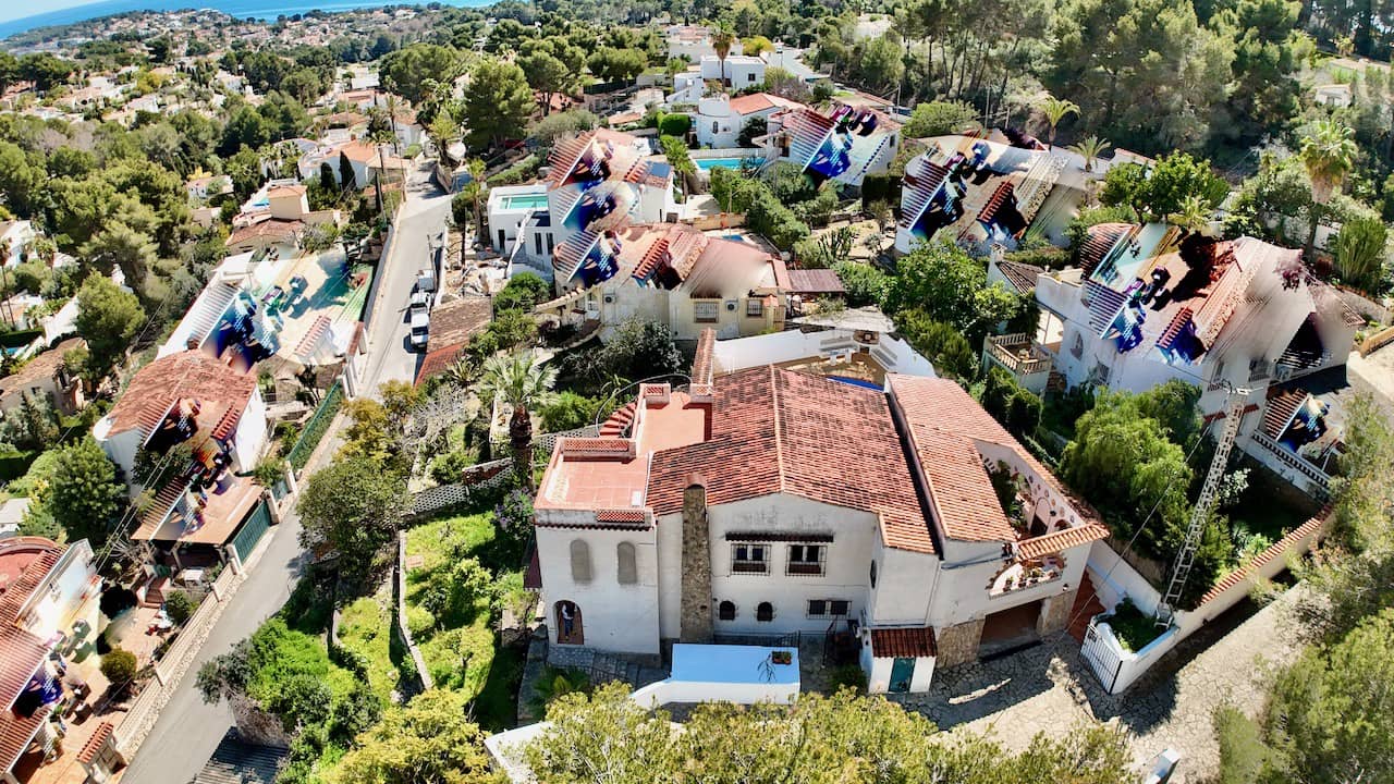 4 bedroom Villa for sale in Benissa with pool garage - € 595,000 (Ref: 8904964)