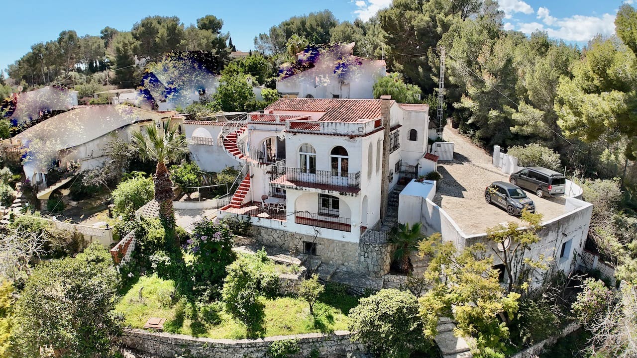 4 bedroom Villa for sale in Benissa with pool garage - € 595,000 (Ref: 8904964)