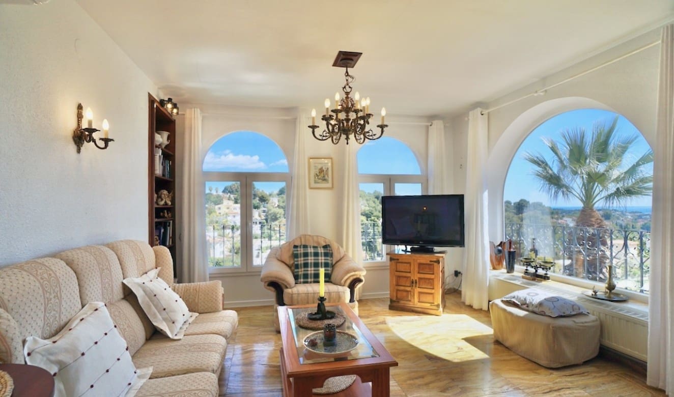 4 bedroom Villa for sale in Benissa with pool garage - € 595,000 (Ref: 8904964)