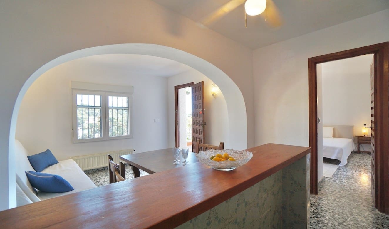 4 bedroom Villa for sale in Benissa with pool garage - € 595,000 (Ref: 8904964)