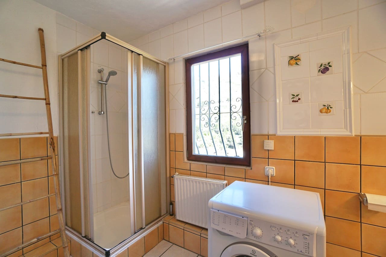 4 slaapkamer Villa te koop in Benitachell / Benitatxell met zwembad - € 525.000 (Ref: 8931579)