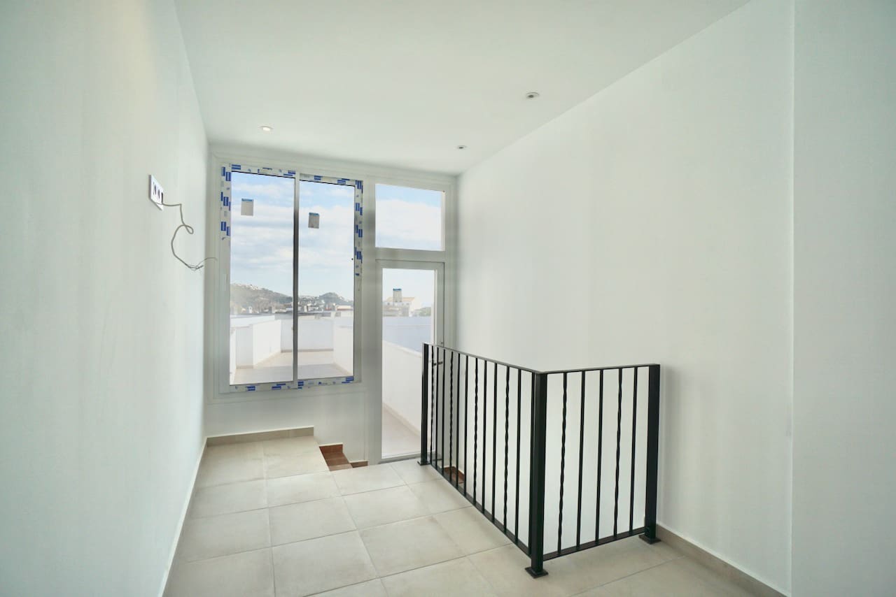 4 soverom Hus til salgs i Benitachell / Benitatxell med svømmebasseng - € 360 750 (Ref: 8967439)