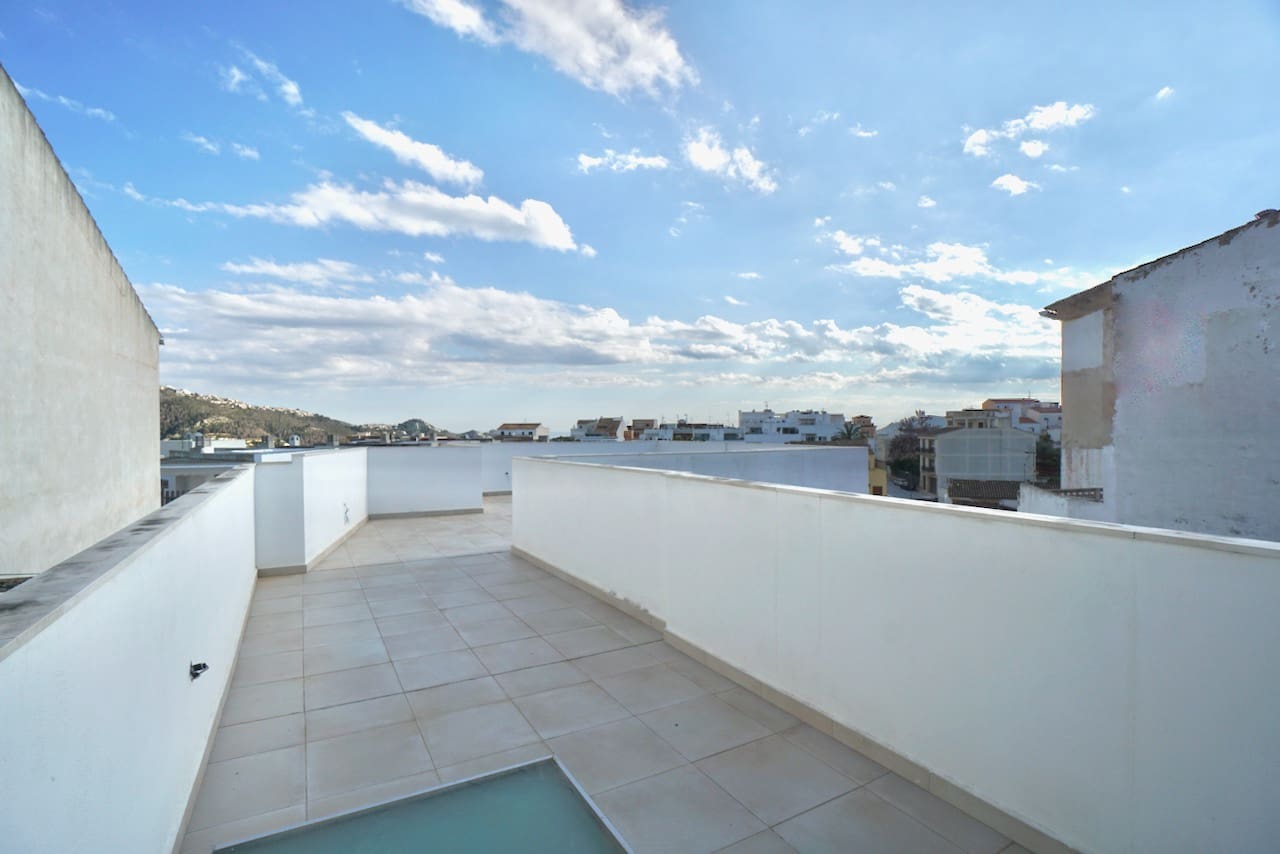 4 soverom Hus til salgs i Benitachell / Benitatxell med svømmebasseng - € 360 750 (Ref: 8967439)