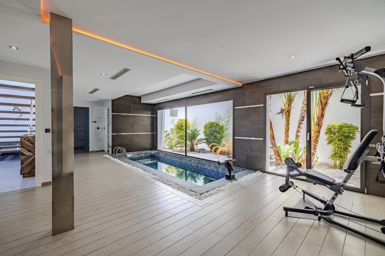 5 soveværelse Villa til salg i Javea / Xabia med swimmingpool - € 2.350.000 (Ref: 8992817)