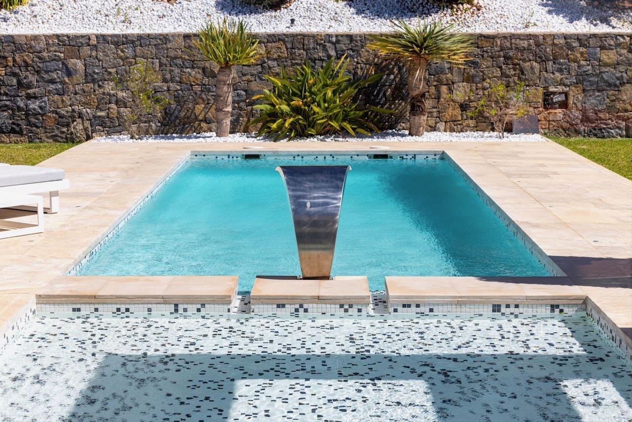 5 soveværelse Villa til salg i Javea / Xabia med swimmingpool - € 2.350.000 (Ref: 8992817)