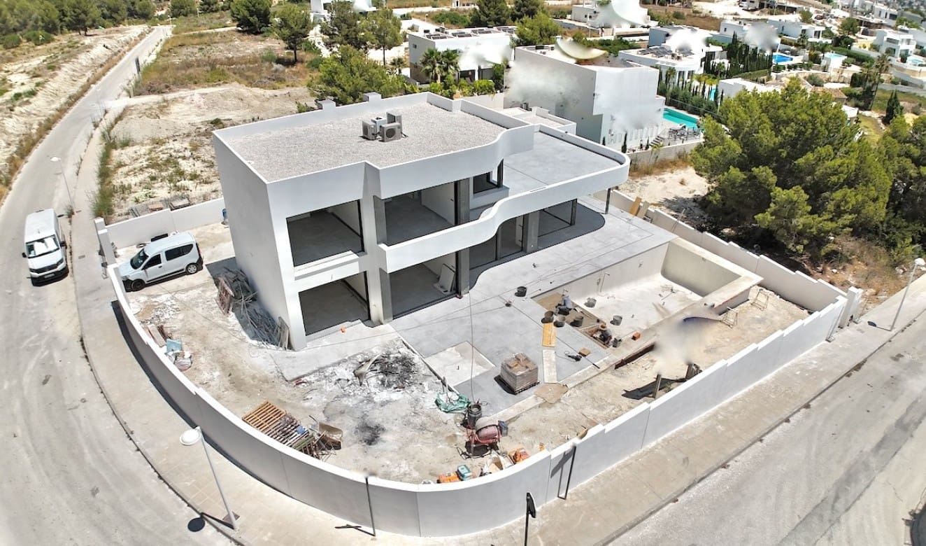 4 bedroom Villa for sale in Moraira with pool garage - € 1,850,000 (Ref: 9002505)