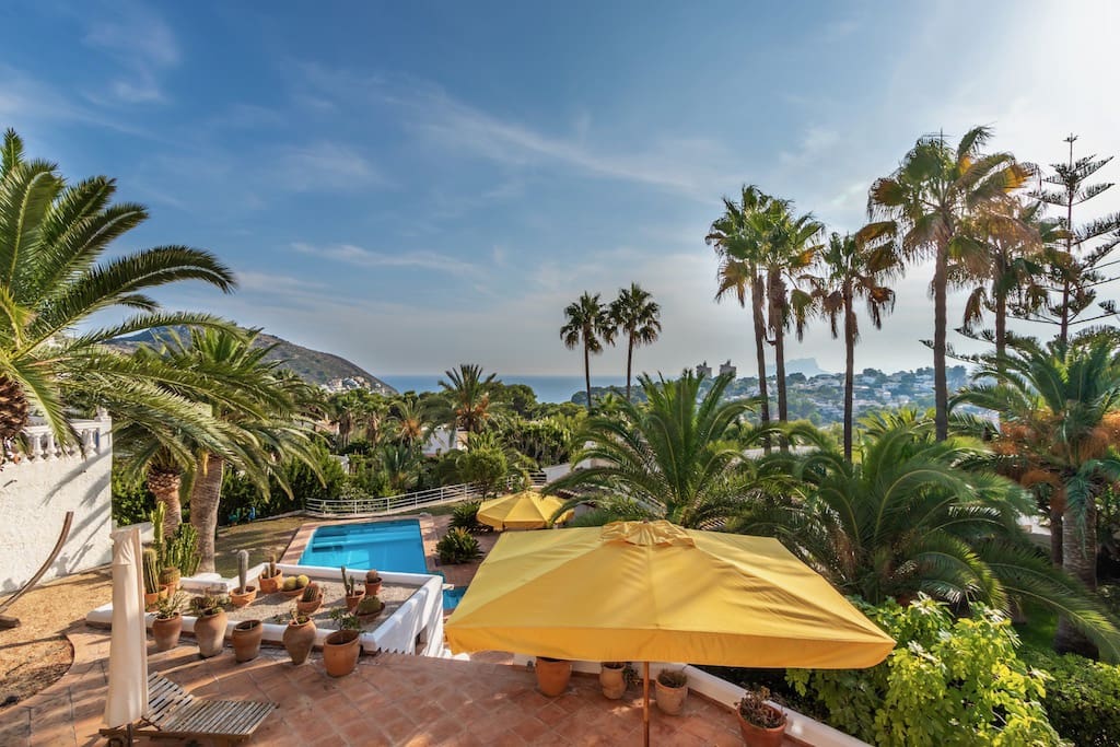 4 bedroom Villa for sale in Moraira with pool garage - € 2,495,000 (Ref: 9058224)