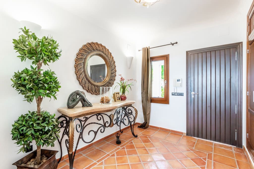 4 bedroom Villa for sale in Moraira with pool garage - € 2,495,000 (Ref: 9058224)