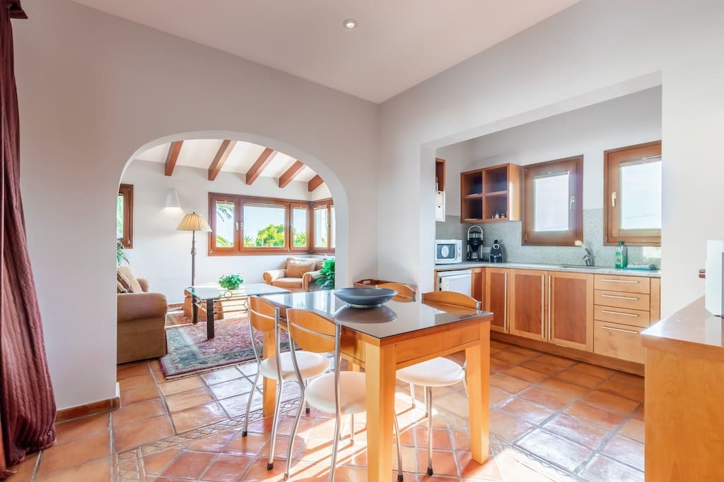 4 bedroom Villa for sale in Moraira with pool garage - € 2,495,000 (Ref: 9058224)