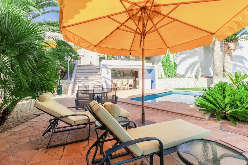 4 bedroom Villa for sale in Moraira with pool garage - € 2,495,000 (Ref: 9058224)