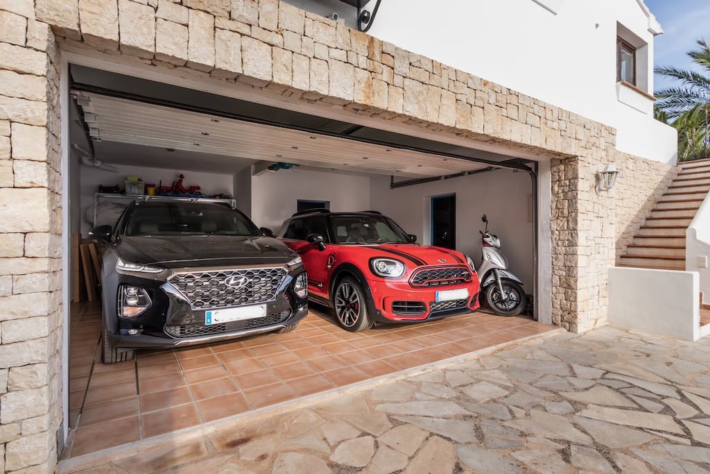 4 bedroom Villa for sale in Moraira with pool garage - € 2,495,000 (Ref: 9058224)