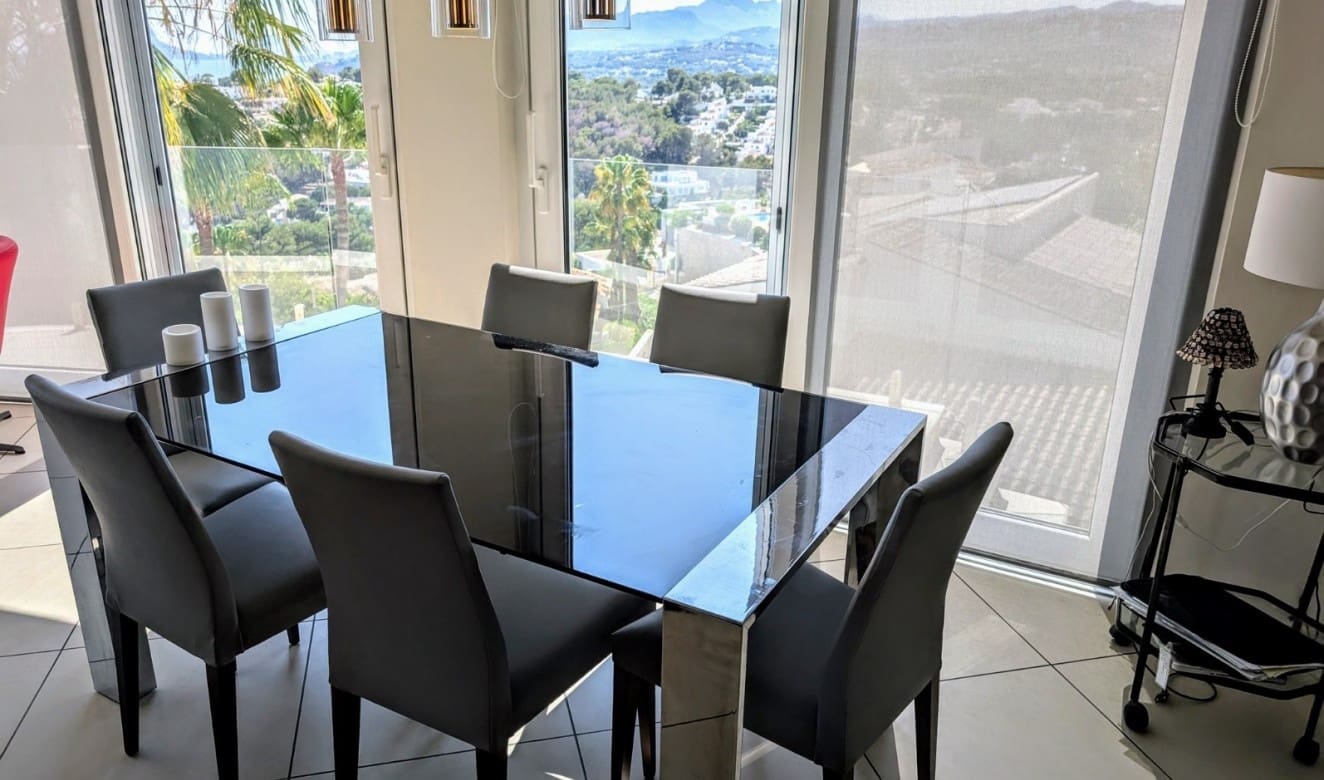 3 soveværelse Villa til salg i Moraira med swimmingpool - € 1.550.000 (Ref: 9106466)