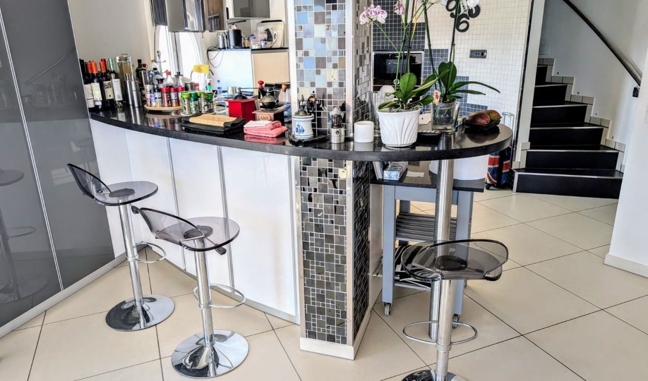 3 soveværelse Villa til salg i Moraira med swimmingpool - € 1.550.000 (Ref: 9106466)