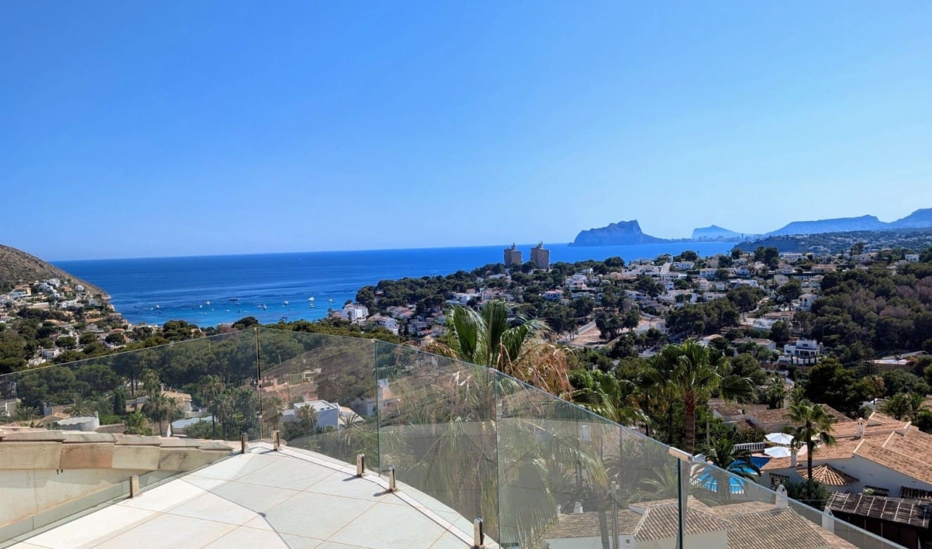 3 soveværelse Villa til salg i Moraira med swimmingpool - € 1.550.000 (Ref: 9106466)