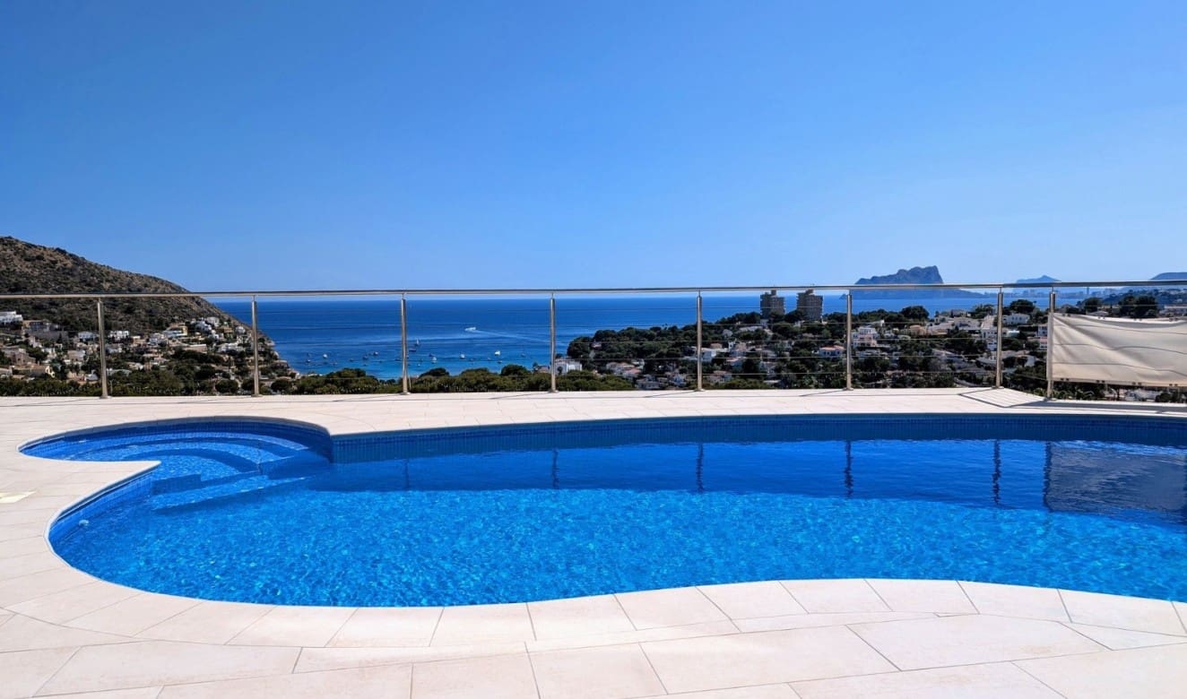 3 soveværelse Villa til salg i Moraira med swimmingpool - € 1.550.000 (Ref: 9106466)