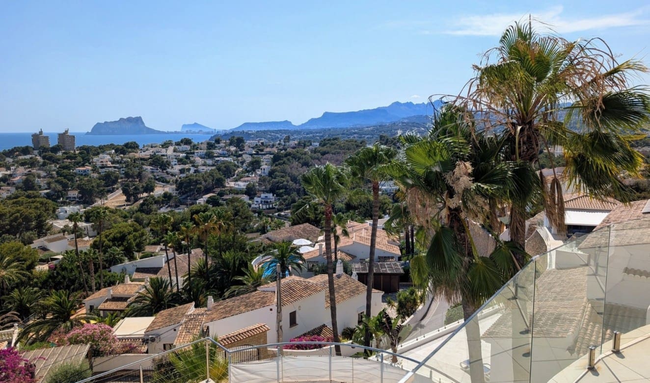 3 soveværelse Villa til salg i Moraira med swimmingpool - € 1.550.000 (Ref: 9106466)