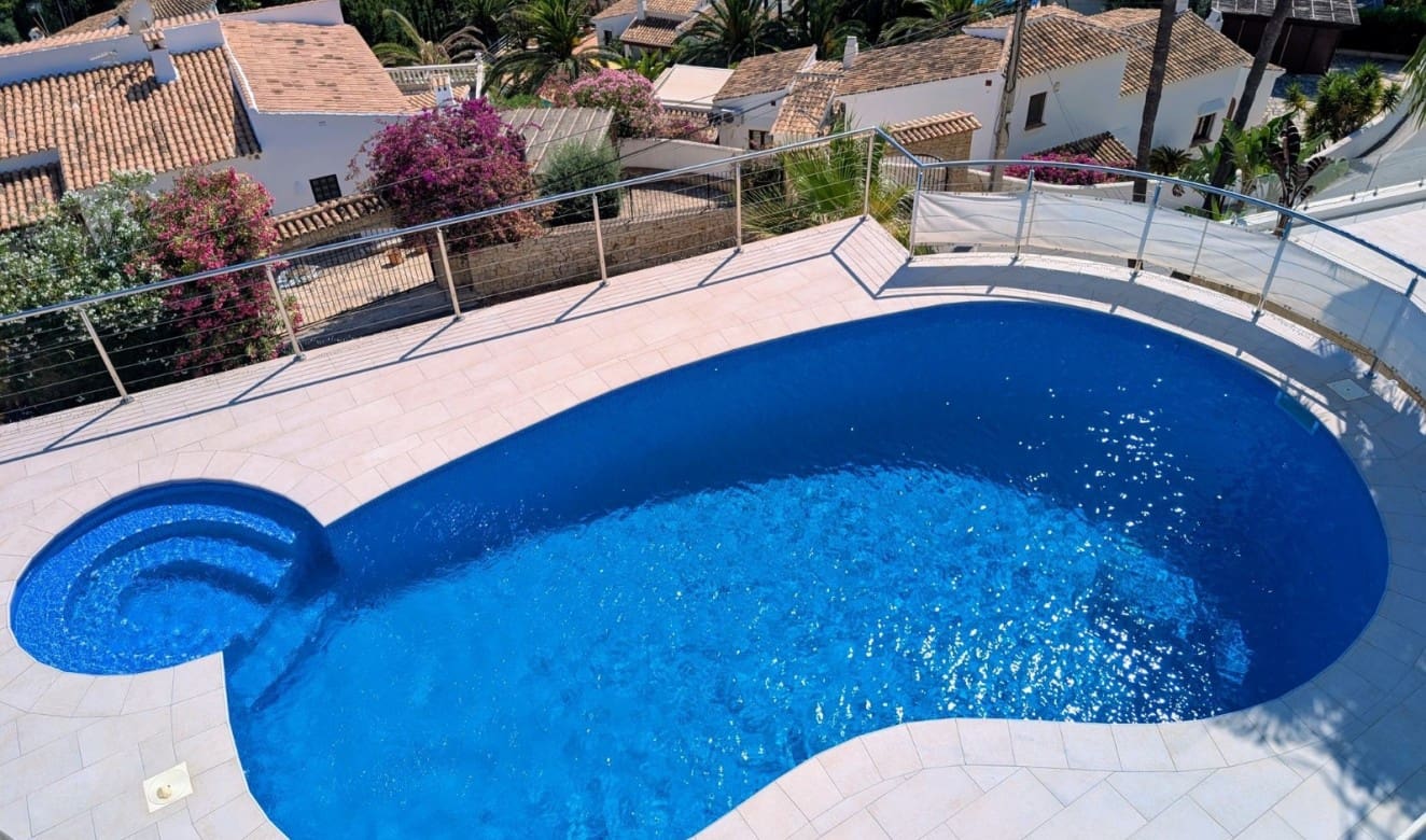 3 soveværelse Villa til salg i Moraira med swimmingpool - € 1.550.000 (Ref: 9106466)