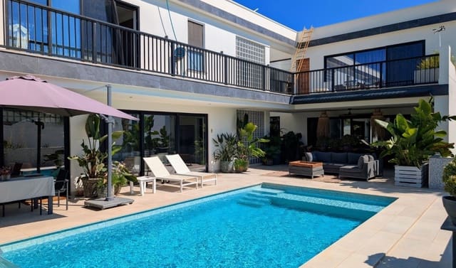 4 soverom Villa til salgs i Levante - Playa Fossa, Calpe / Calp med svømmebasseng - € 1 589 000 (Ref: 9173401)