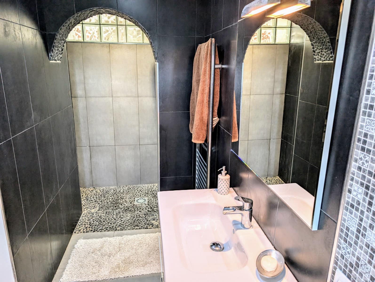 Chalet de 4 habitaciones en Moraira en venta con piscina - 950.000 € (Ref: 9192290)