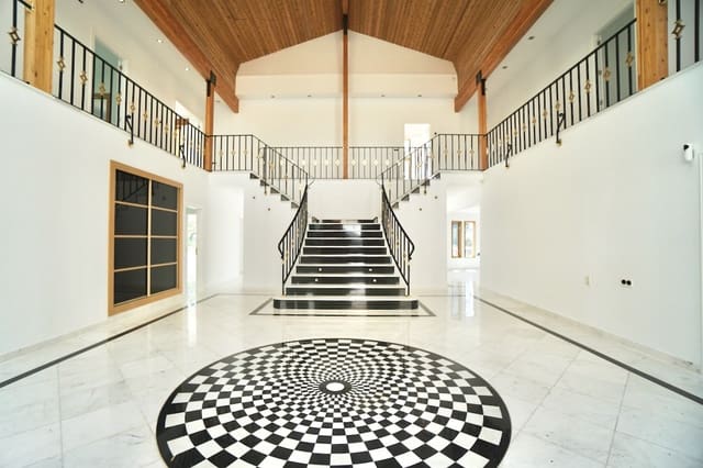 7 slaapkamer Villa te koop in Benahavís met zwembad garage - € 1.995.000 (Ref: 9198617)