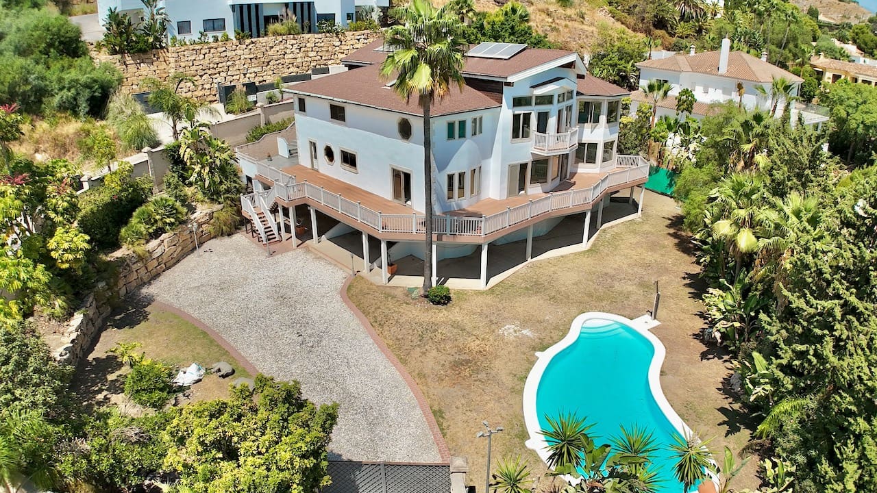 7 slaapkamer Villa te koop in Benahavis met zwembad garage - € 1.995.000 (Ref: 9198617)