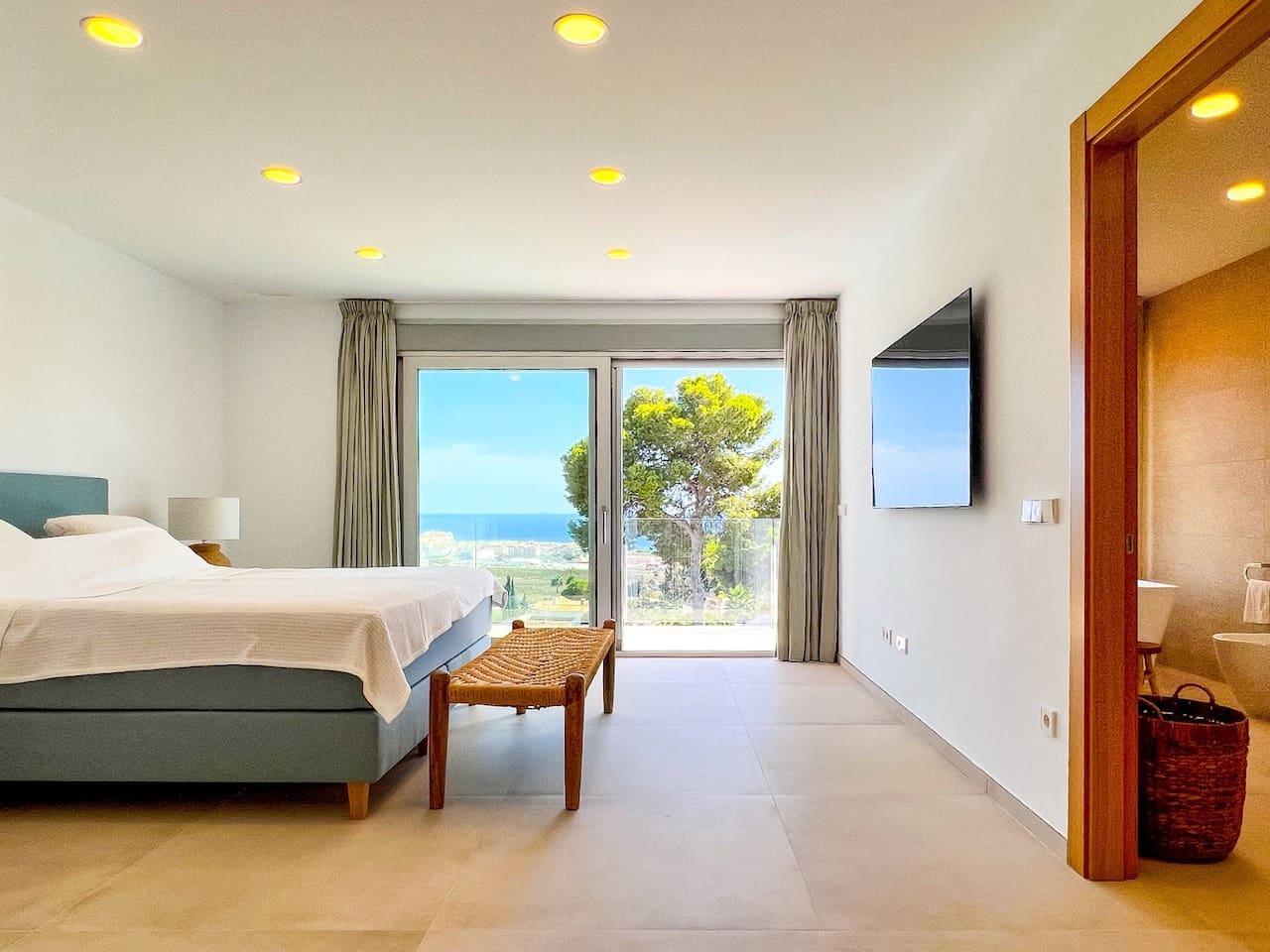 4 makuuhuone Huvila myytävänä paikassa Moraira mukana uima-altaan - 1 990 000 € (Ref: 9254251)