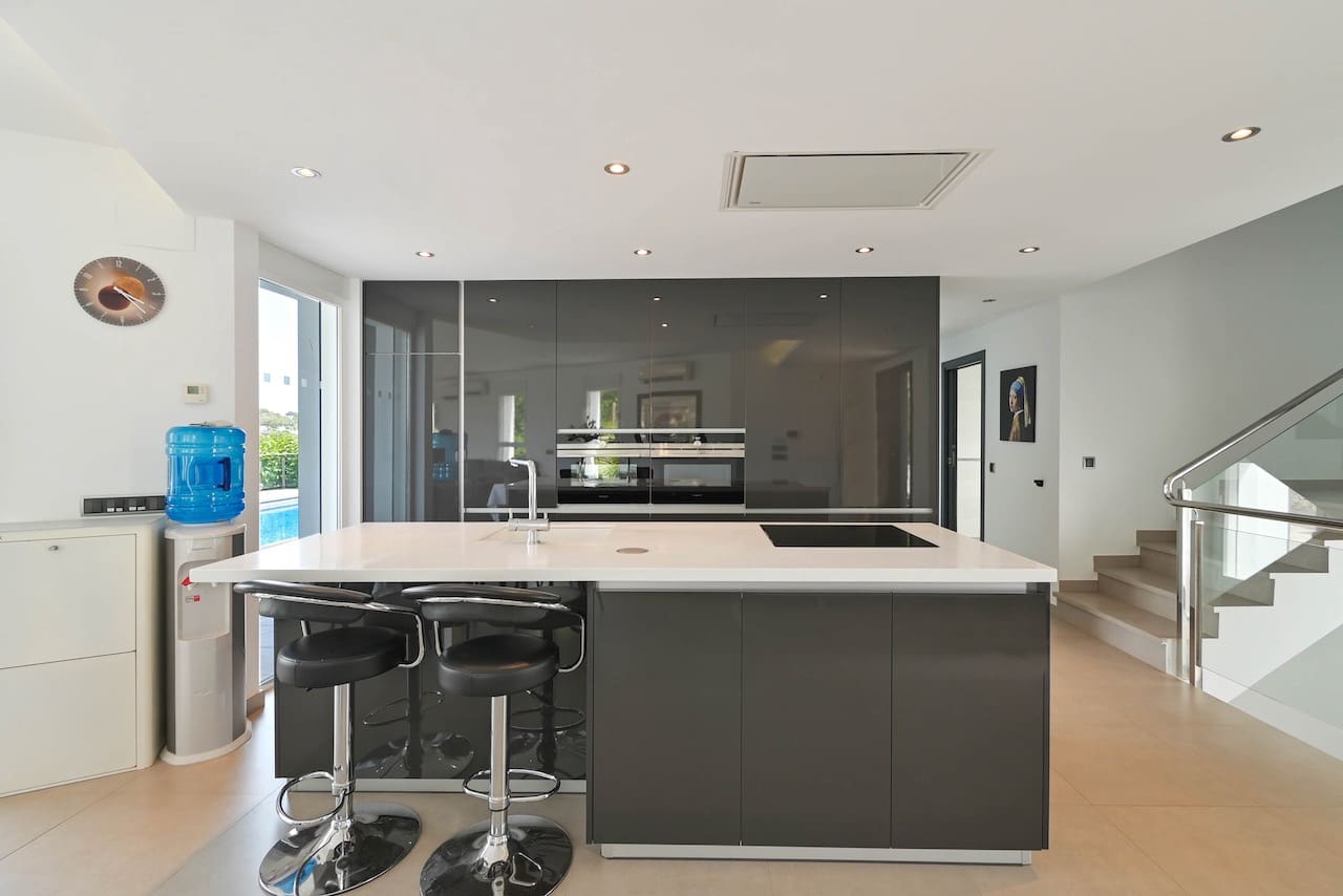 5 slaapkamer Villa te koop in Moraira met zwembad garage - € 1.395.000 (Ref: 9263585)