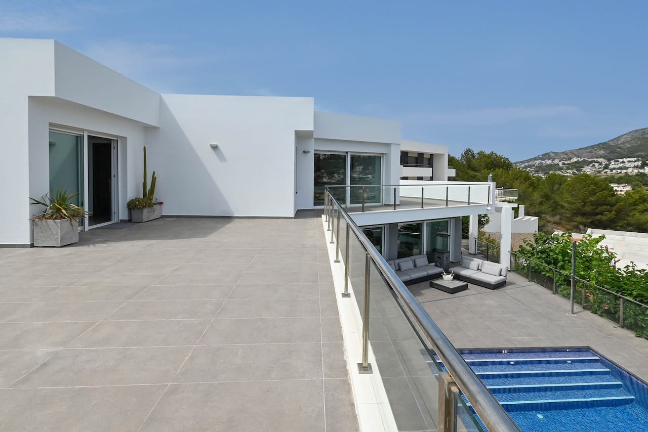 5 slaapkamer Villa te koop in Moraira met zwembad garage - € 1.395.000 (Ref: 9263585)