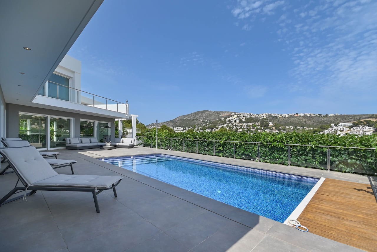 5 slaapkamer Villa te koop in Moraira met zwembad garage - € 1.395.000 (Ref: 9263585)
