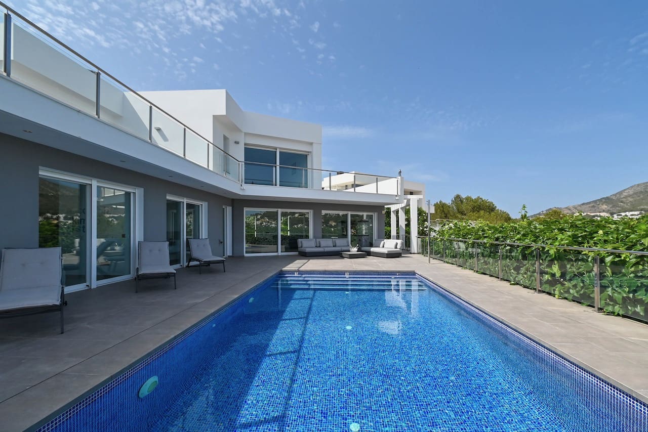 5 slaapkamer Villa te koop in Moraira met zwembad garage - € 1.395.000 (Ref: 9263585)