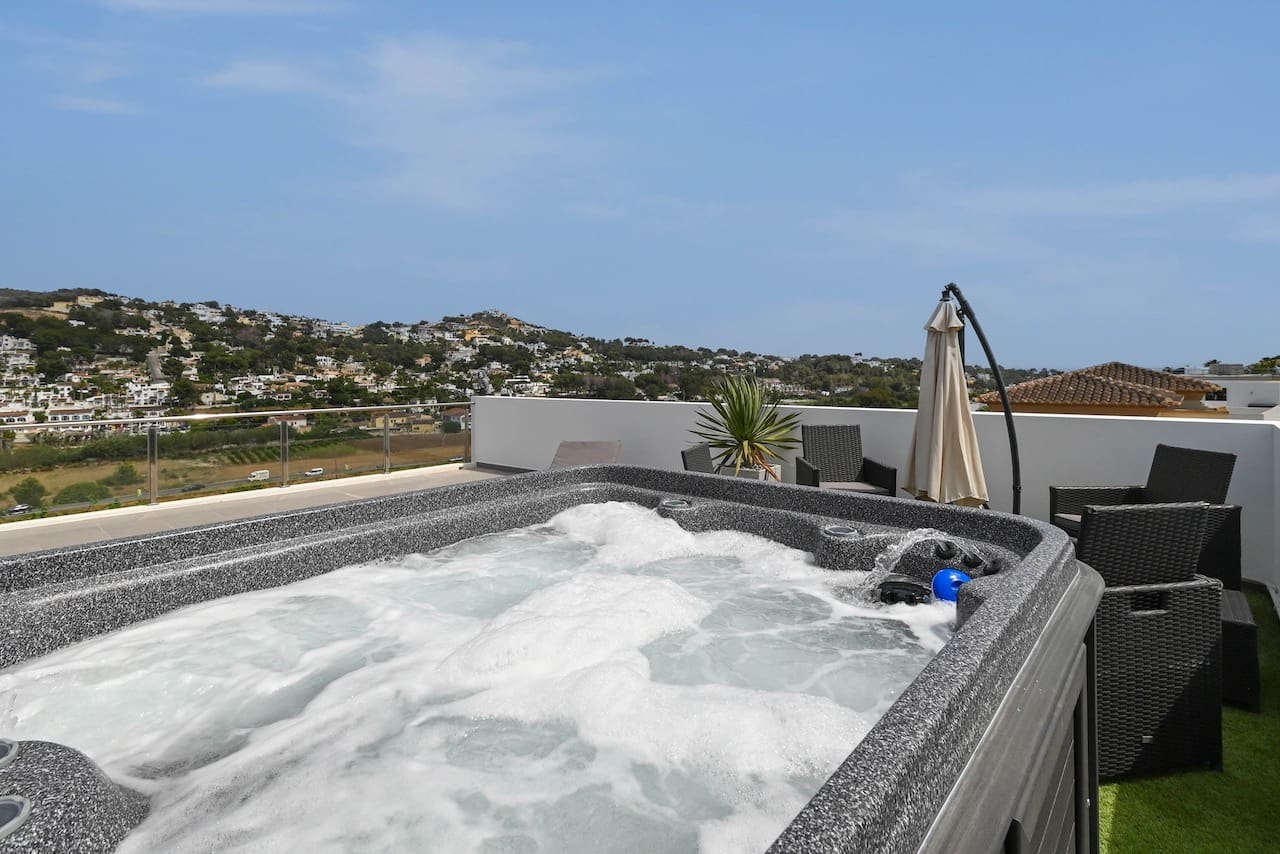 5 slaapkamer Villa te koop in Moraira met zwembad garage - € 1.395.000 (Ref: 9263585)