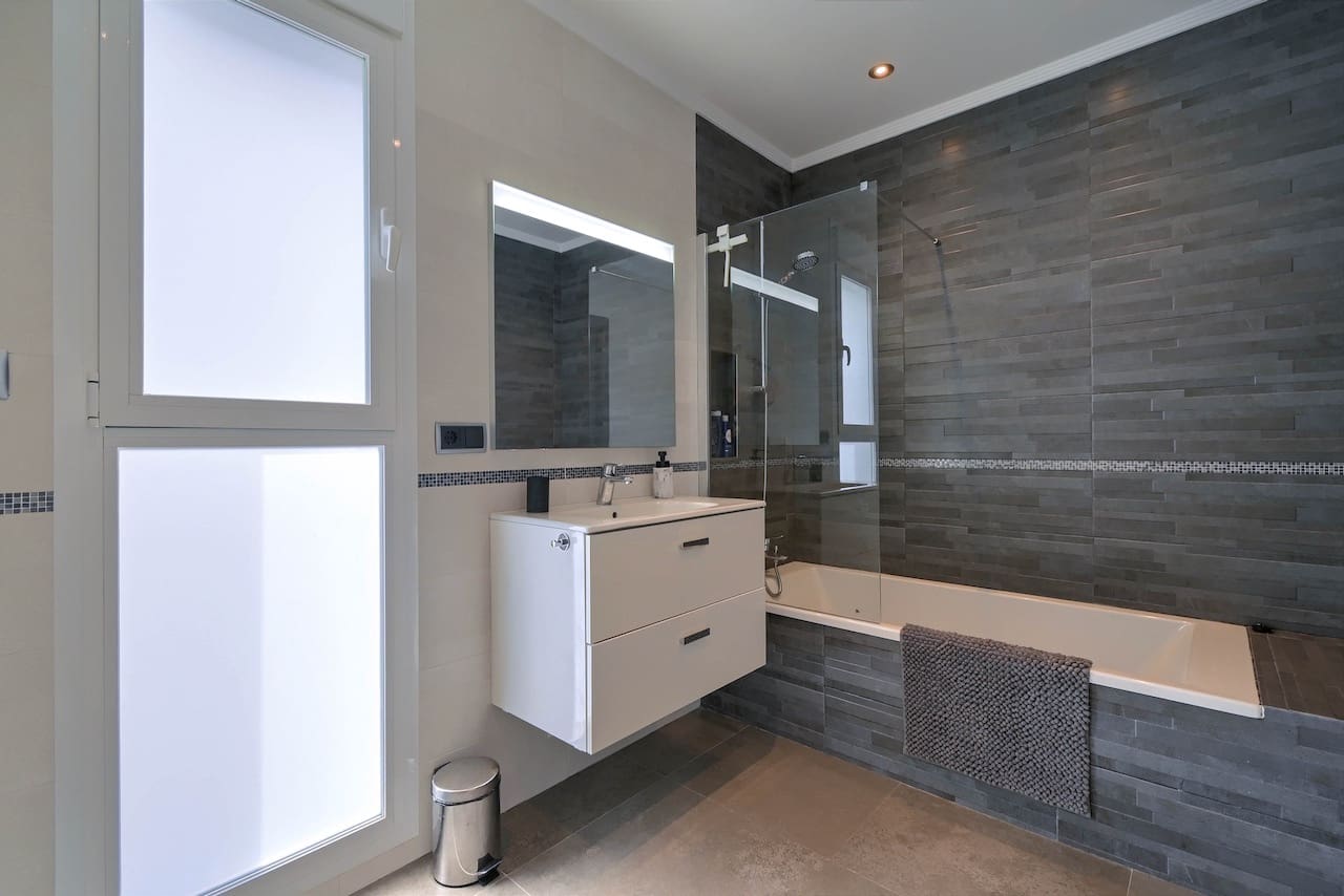 5 slaapkamer Villa te koop in Moraira met zwembad garage - € 1.395.000 (Ref: 9263585)