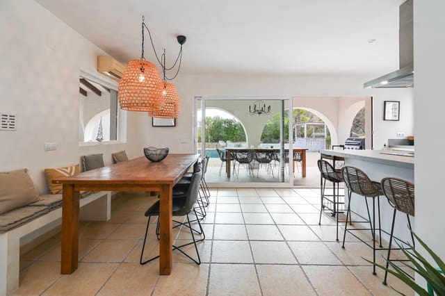 4 soverom Finca/Herregård til salgs i Pedramala, Benissa med svømmebasseng - € 845 000 (Ref: 9271748)