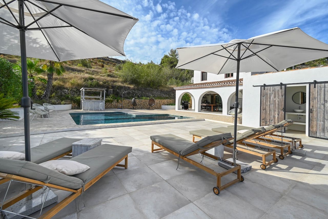 4 soveværelse Finca/Landehus til salg i Pedramala med swimmingpool - € 845.000 (Ref: 9271748)