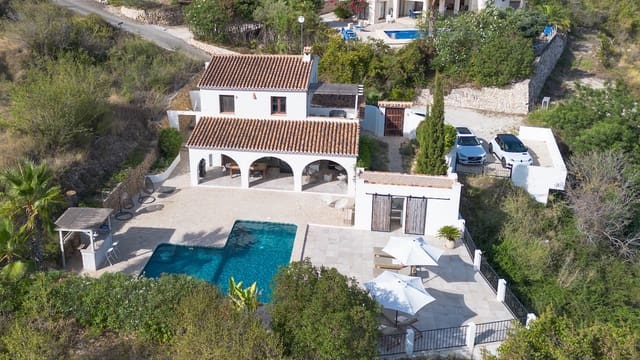 4 soverom Finca/Herregård til salgs i Pedramala, Benissa med svømmebasseng - € 845 000 (Ref: 9271748)