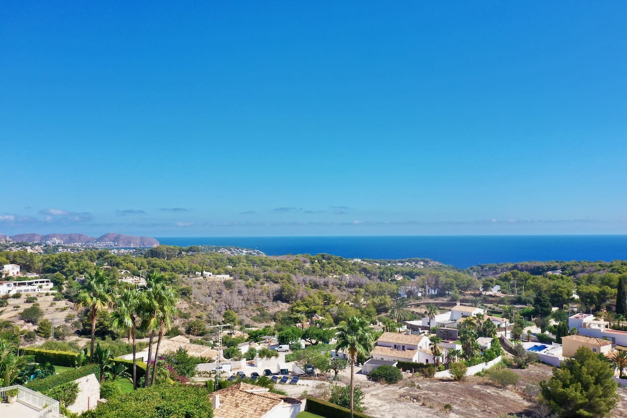 4 bedroom Villa for sale in Pedramala with pool garage - € 2,995,000 (Ref: 9340188)