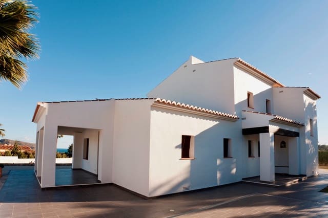 4 soverom Villa til salgs i Moraira, Teulada-Moraira med svømmebasseng - € 1 440 000 (Ref: 9345485)