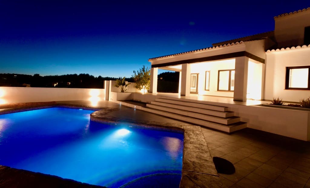 4 soverom Villa til salgs i Moraira med svømmebasseng - € 1 440 000 (Ref: 9345485)