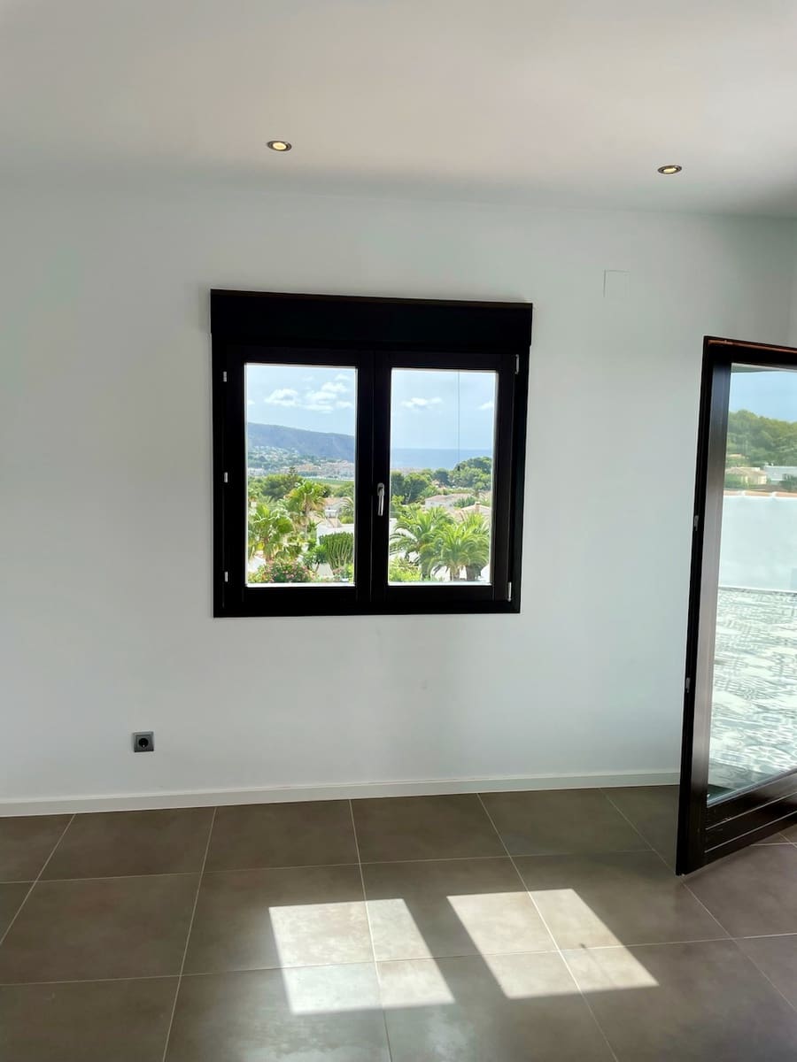 4 soverom Villa til salgs i Moraira med svømmebasseng - € 1 440 000 (Ref: 9345485)